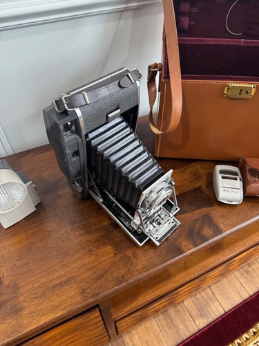 Vintage polaroid 110a - 110a, land