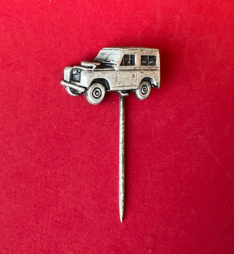 Vintage land rover - land, badge