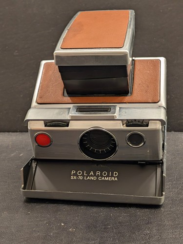 Vintage polaroid land - sx-70,