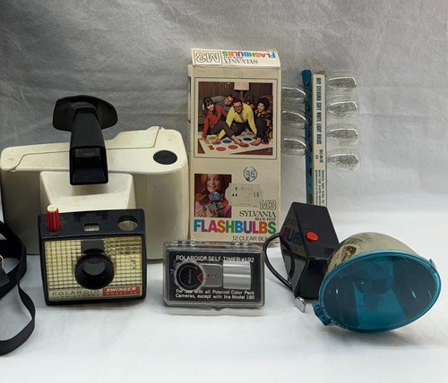Vintage polaroid swinger - vintage,